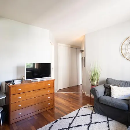 Apartament Guestready - Amazing Near Eiffel Tower Paryż